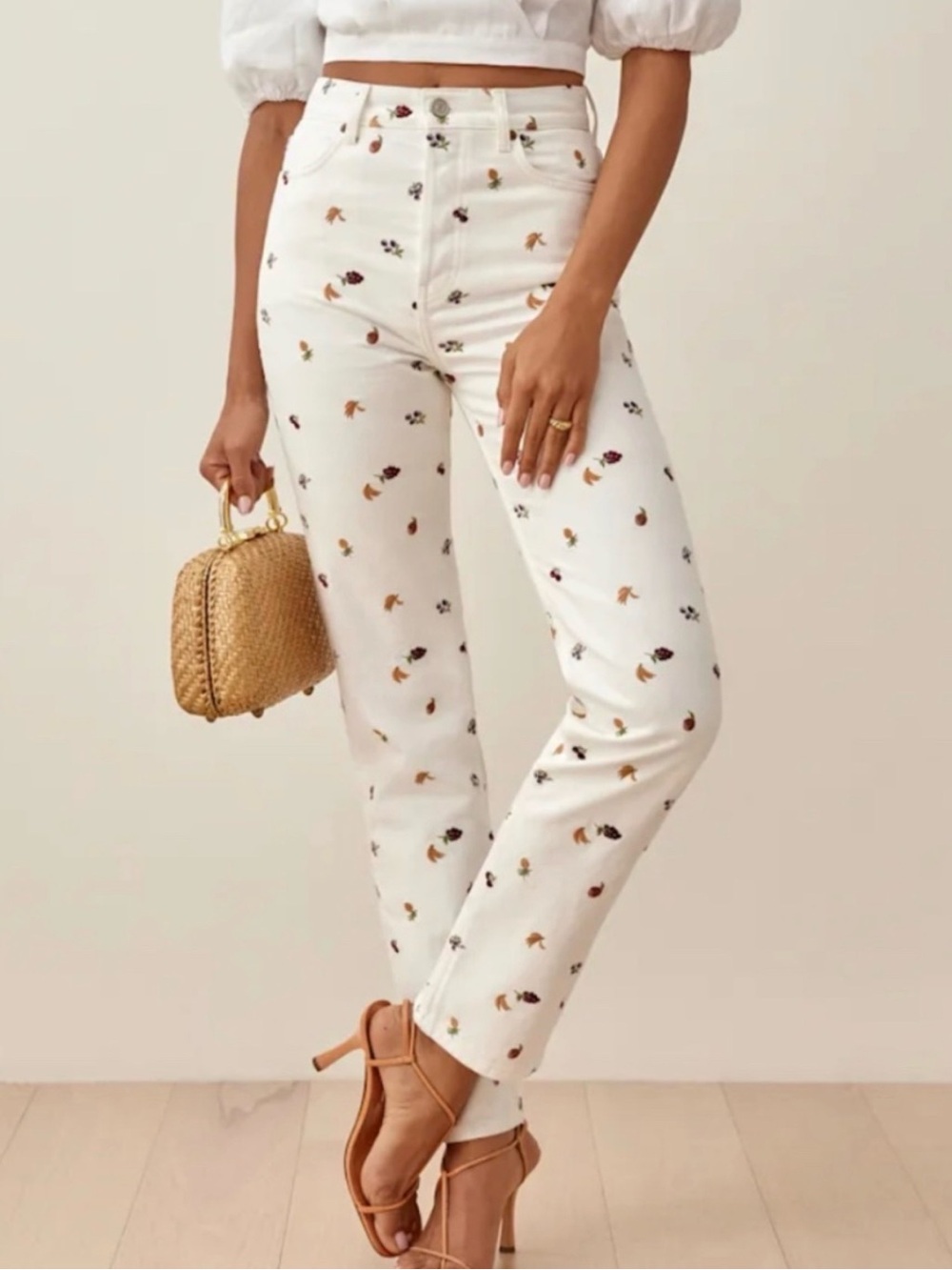 Reformation Cherries Embroidered High Rise Straight Jeans Size 26 Ivory Cherry